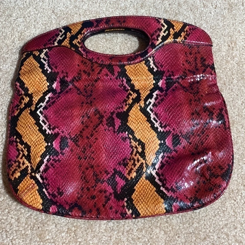 GORGEOUS Nine & Co. Faux Snakeskin Clutch NWOT